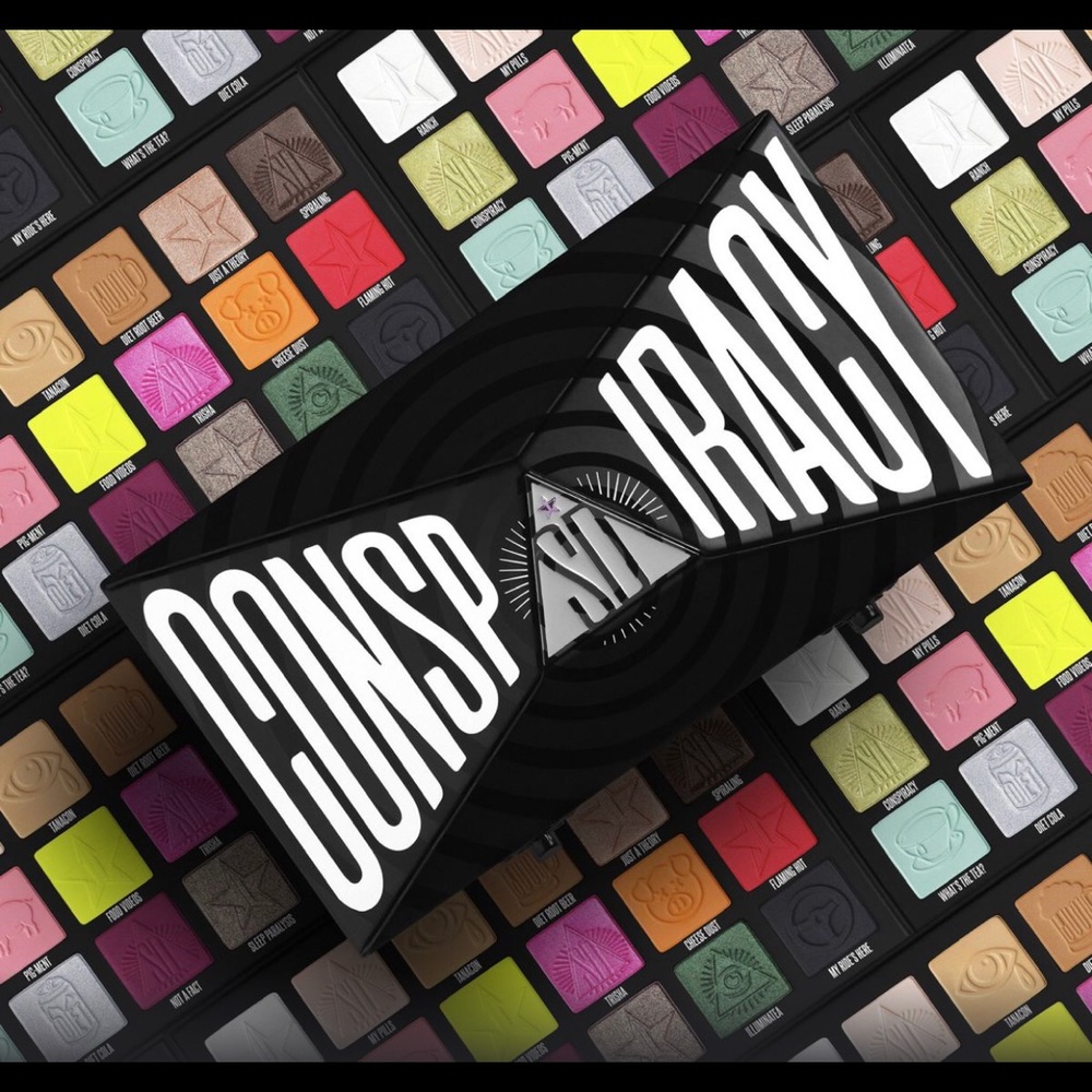 Conspiracy Palette👽❤️🧡💚💙